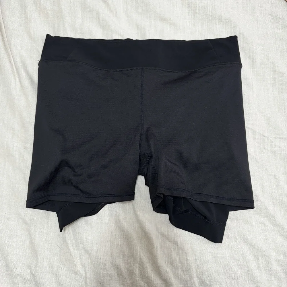 Athleta Women's Black Everyday Woven Skort Skirt Sz 12 A-Line Casual Athleisure